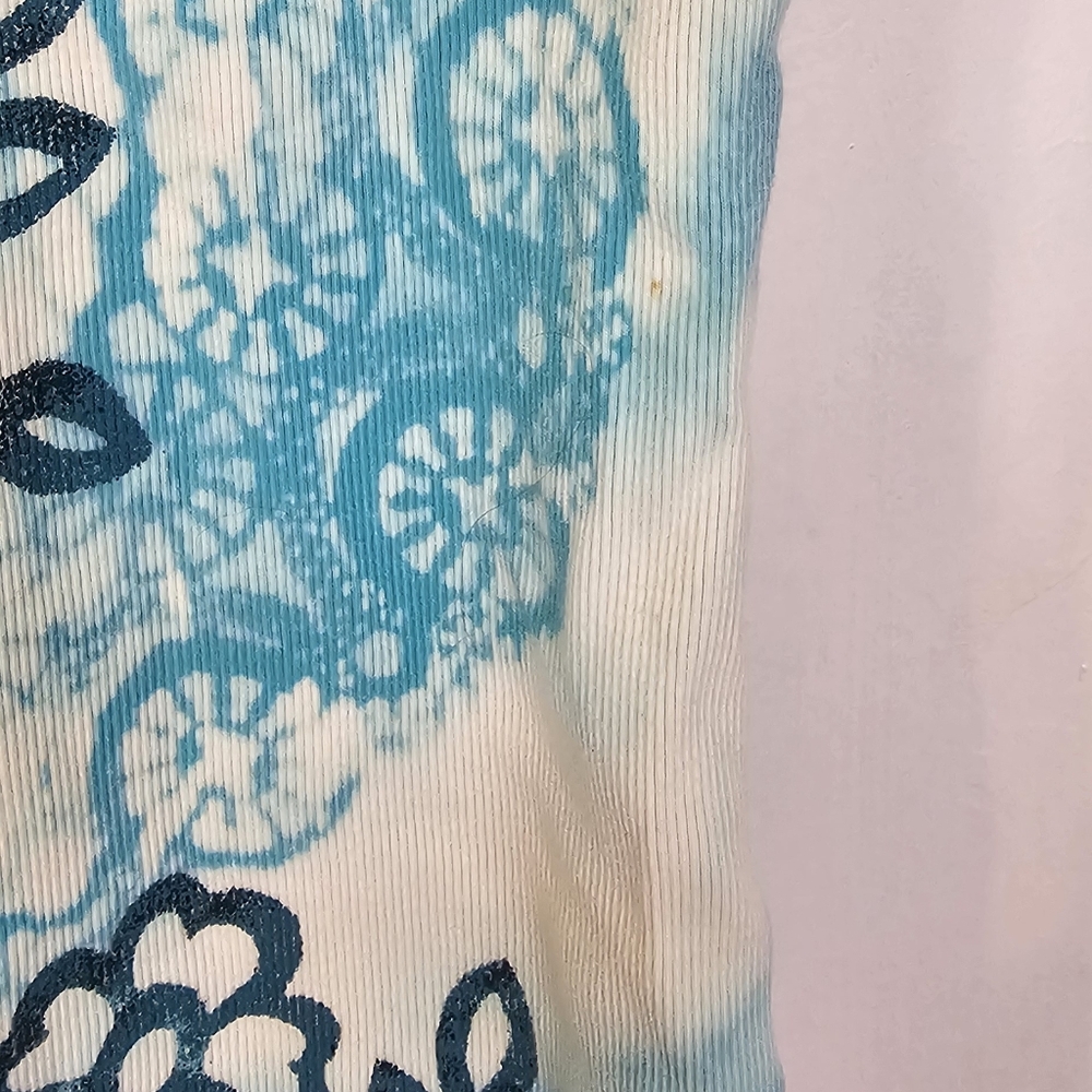 Tie-Dye Floral Tank Top - Picture 8 of 11